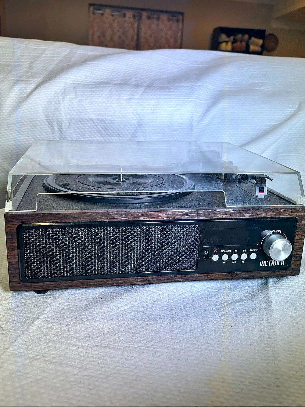 Victrola VTA-67 3-in-1 Turntable Radio Brown Like New